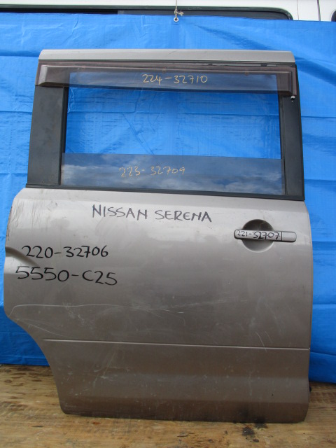 Used Nissan Serena DOOR GLASS REAR RIGHT
